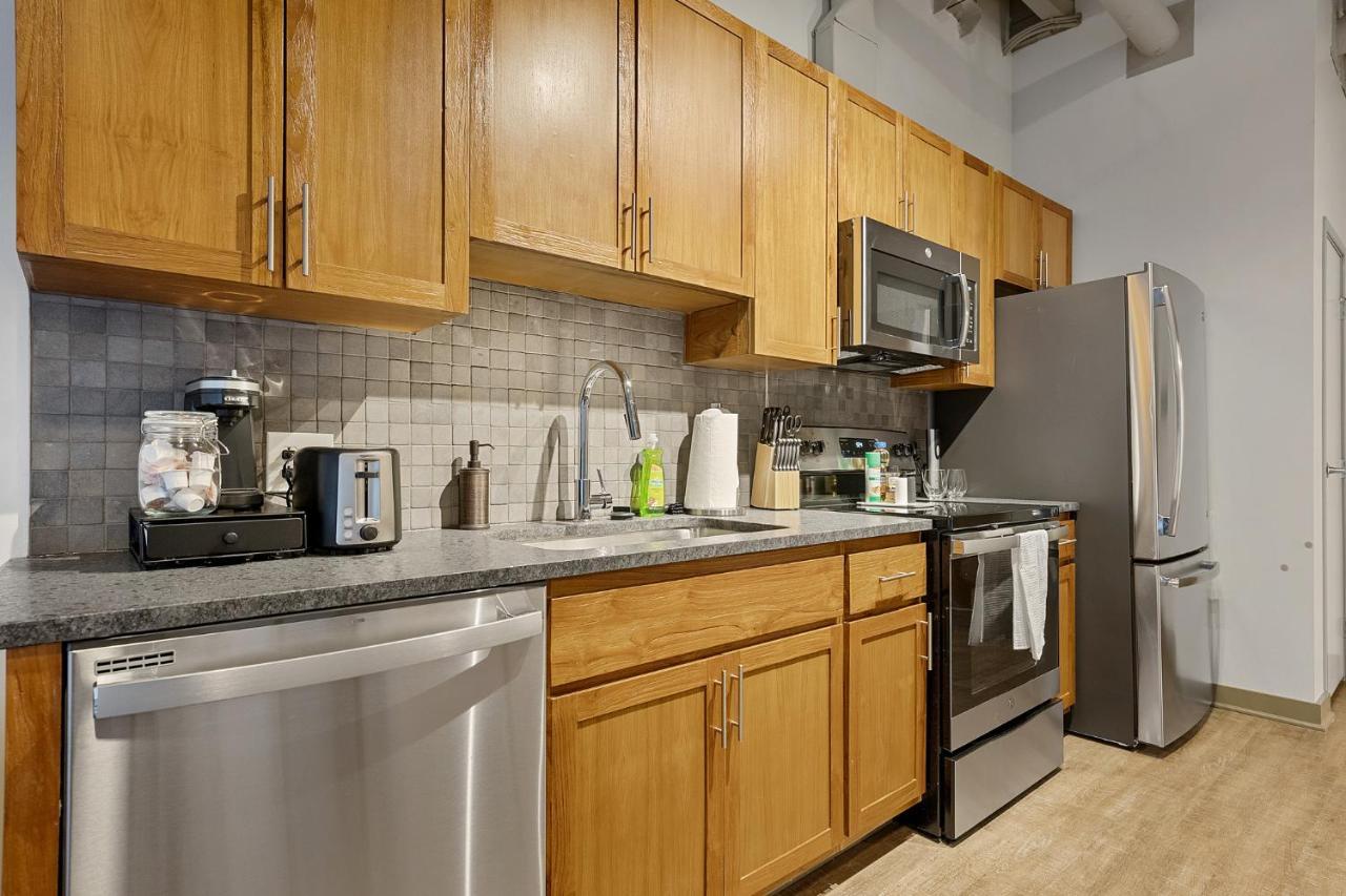 Brooklyn Style Studio Loft Minutes From Firstenergy Stadium 210 Cleveland Luaran gambar